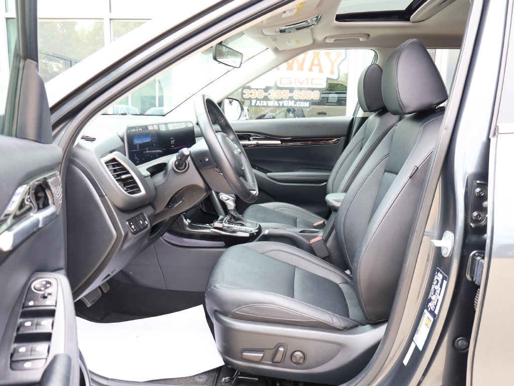 Used 2024 Kia Seltos EX AWD/4WD image 12