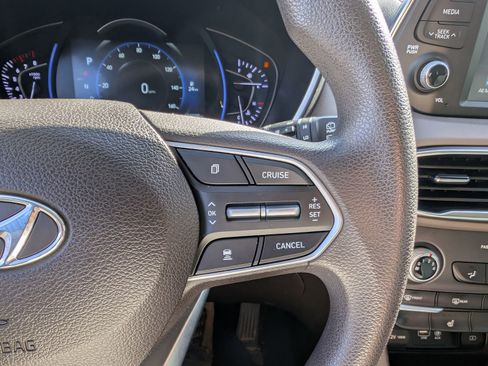 Used 2020 Hyundai Santa Fe SEL image 17