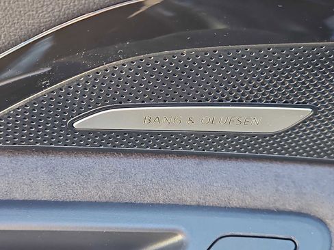 New 2025 Audi SQ5 Premium Plus image 8