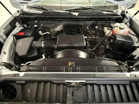 Used 2025 Chevrolet Silverado 2500 LT w/ Convenience Package image 12