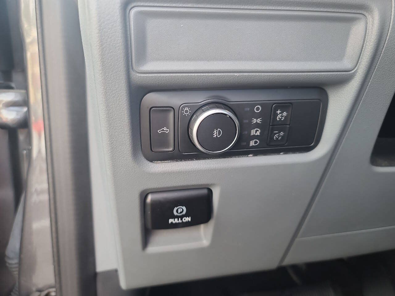 Used 2023 Ford F150 XLT AWD/4WD image 18