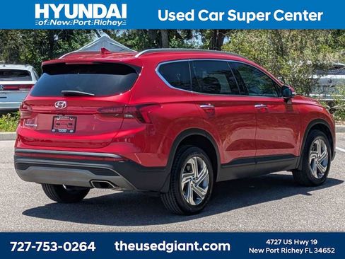 Used 2023 Hyundai Santa Fe SEL FWD image 5