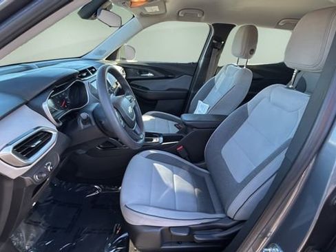 Used 2022 Chevrolet TrailBlazer LS image 18