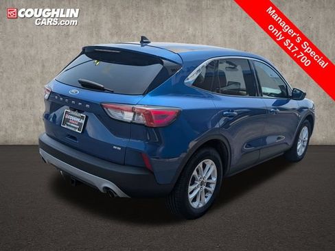 Used 2022 Ford Escape SE w/ Cold Weather Package FWD image 7