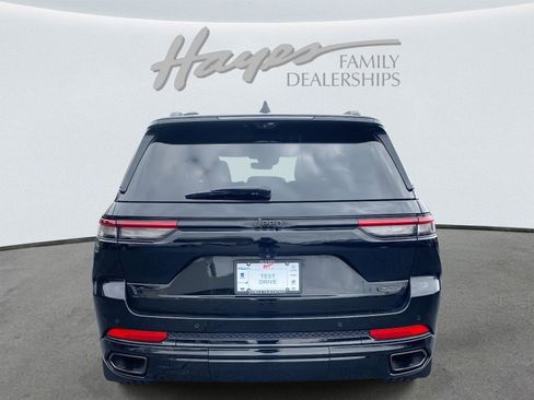 Certified 2025 Jeep Grand Cherokee Summit image 4