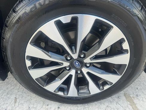 Used 2017 Subaru Outback 2.5i Limited AWD/4WD image 14