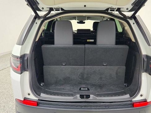 Used 2020 Land Rover Discovery Sport SE AWD/4WD image 23