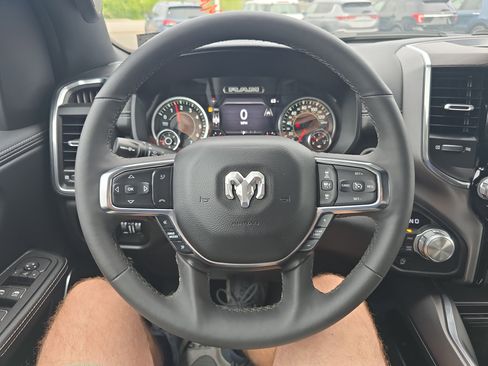 Used 2025 RAM 1500 Laramie image 20