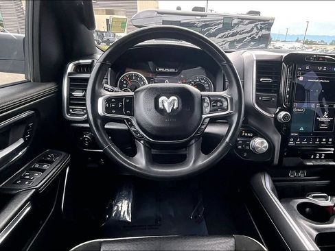 Used 2025 RAM 1500 Laramie AWD/4WD image 5
