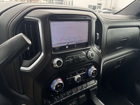 Used 2019 GMC Sierra 1500 AT4 image 15