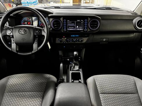Used 2021 Toyota Tacoma SR AWD/4WD image 19