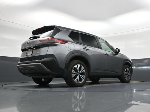 Used 2023 Nissan Rogue SV FWD image 22