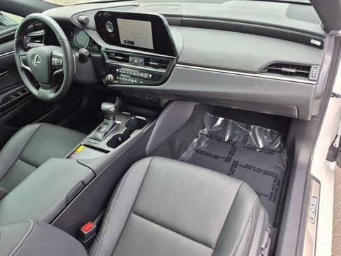 Used 2025 Lexus ES 350 w/ Premium Package FWD image 18