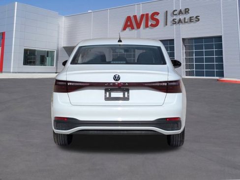 Used 2025 Volkswagen Jetta S image 7