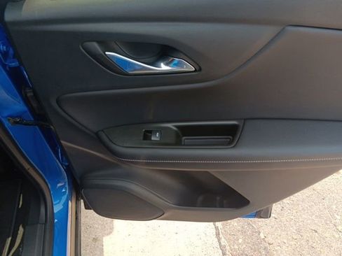 Used 2025 Chevrolet Blazer LT image 30