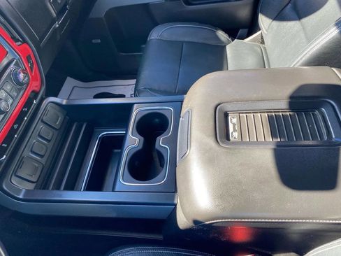 Used 2018 Chevrolet Silverado 1500 LT w/ All Star Edition image 19