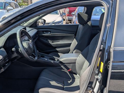 Used 2024 Honda Accord Sport image 15
