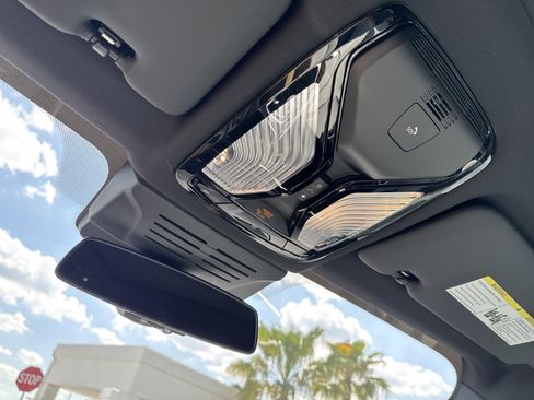 New 2026 BMW X5 xDrive40i w/ M Sport Package image 22