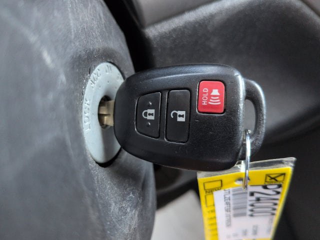 Used 2015 Scion xB FWD image 19