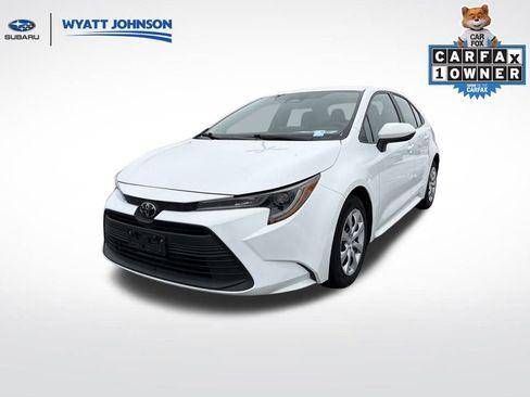 Used 2023 Toyota Corolla LE image 1