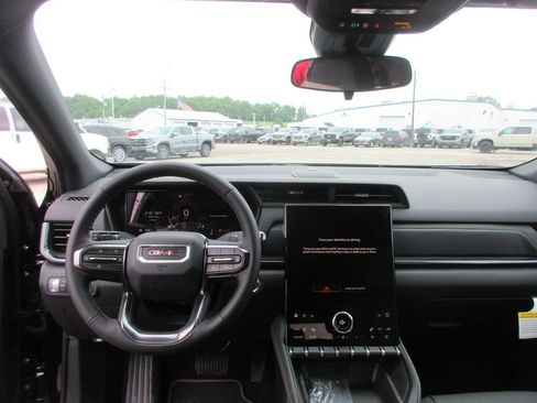 New 2026 GMC Terrain AT4 AWD/4WD image 13