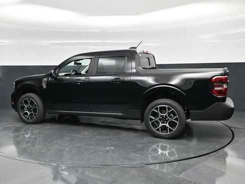 New 2026 Ford Maverick Lariat image 9