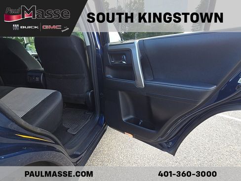 Used 2022 Toyota 4Runner SR5 AWD/4WD image 24