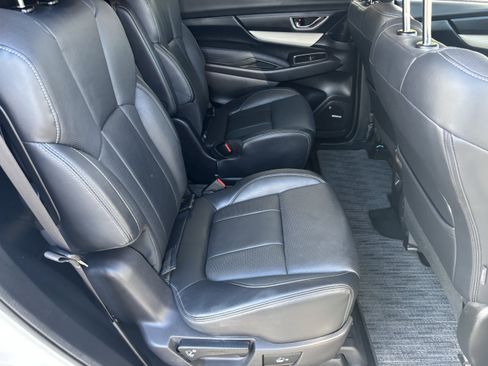 Used 2022 Subaru Ascent Limited w/ Technology Package image 12