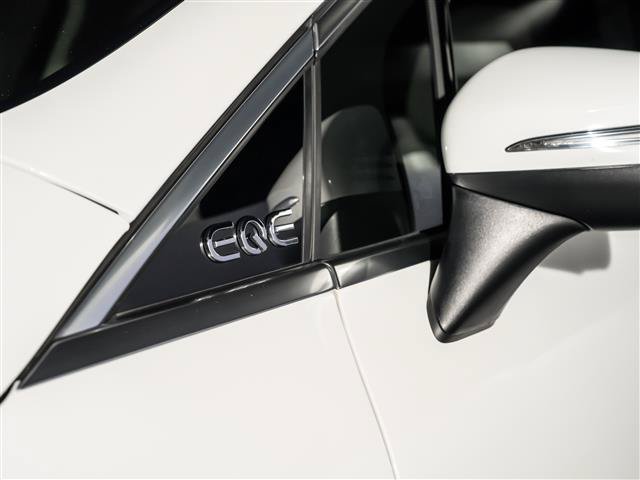 Used 2025 Mercedes-Benz EQE 350+ SUV image 16