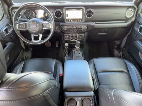 Certified 2022 Jeep Wrangler Unlimited Sahara image 16