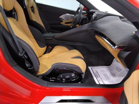 Used 2020 Chevrolet Corvette Stingray Premium Cpe w/ 3LT image 36