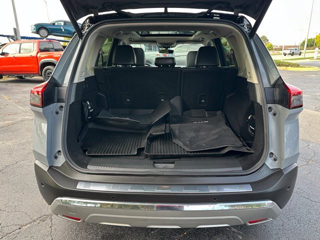 Certified 2023 Nissan Rogue Platinum w/ Platinum Premium Package AWD/4WD image 13