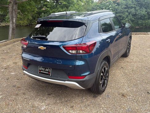 Used 2021 Chevrolet TrailBlazer LT w/ Convenience Package FWD image 5