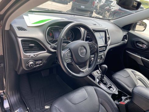Used 2020 Jeep Cherokee Limited FWD image 27