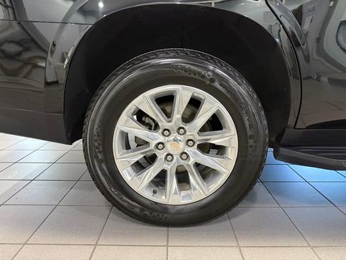 Used 2024 Chevrolet Tahoe Premier AWD/4WD image 9