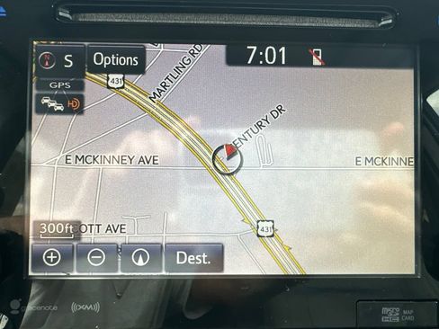 Used 2017 Toyota Sienna XLE w/ XLE Navigation Package FWD image 34