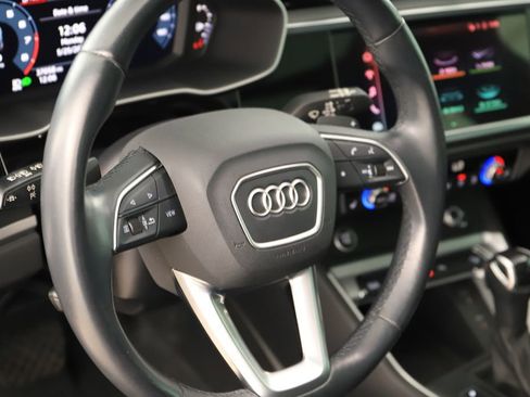 Certified 2022 Audi Q3 2.0T Premium w/ Convenience Package AWD/4WD image 16