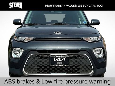 Used 2021 Kia Soul S FWD image 2