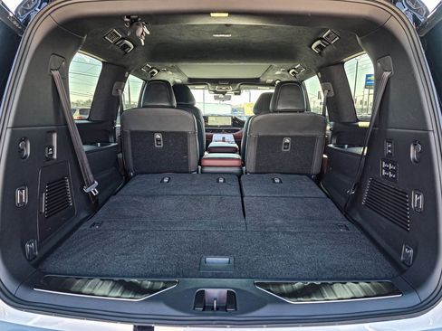 Used 2025 INFINITI QX80 Autograph image 43
