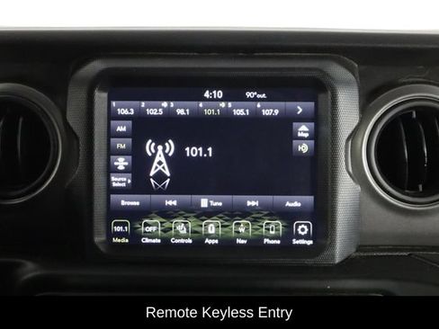 Used 2022 Jeep Gladiator Sport AWD/4WD image 25