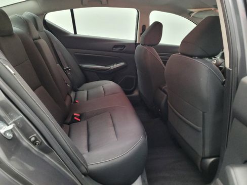 Used 2025 Nissan Altima 2.5 SV FWD image 19