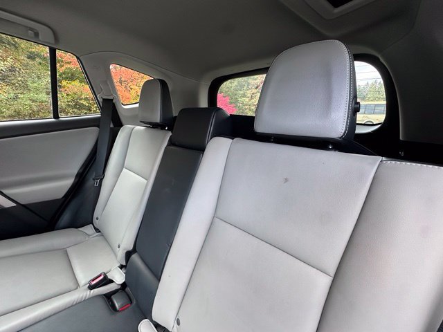 Used 2016 Toyota RAV4 Limited AWD/4WD image 11