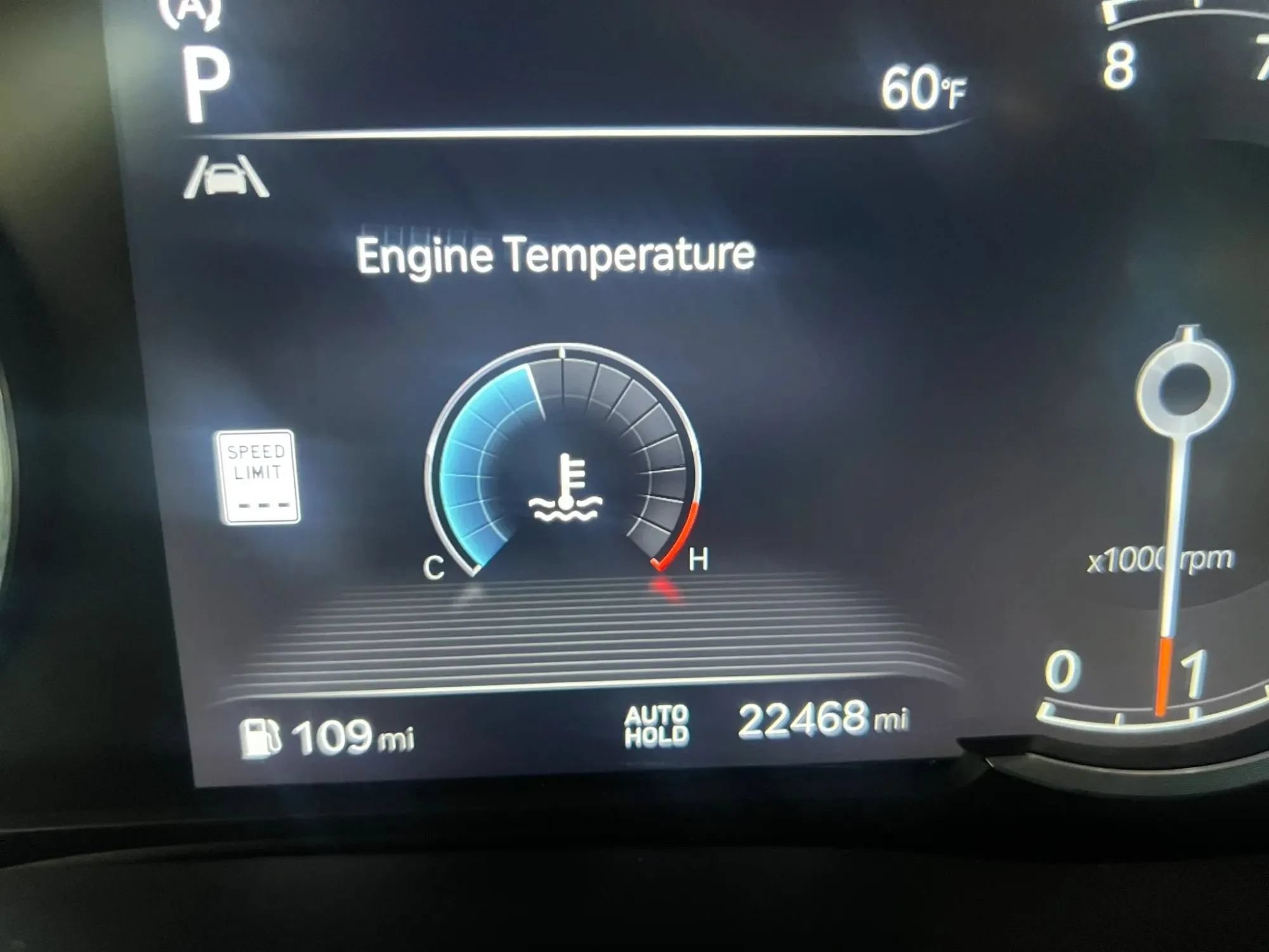 Used 2025 Genesis GV70 2.5T AWD/4WD image 17