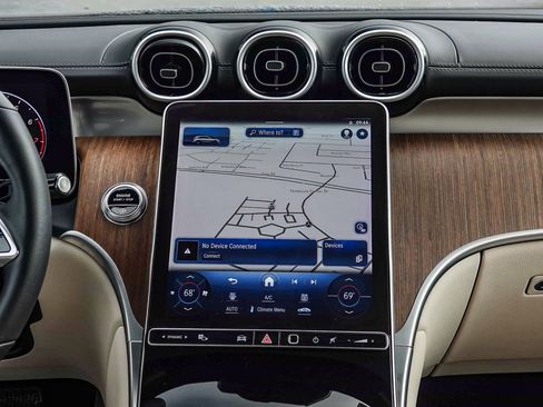 Certified 2024 Mercedes-Benz GLC 300 GLC 300 image 13