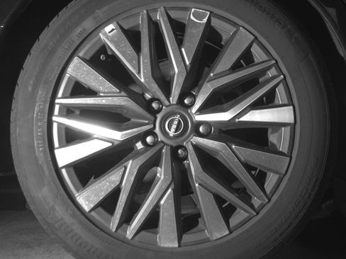 Used 2025 Nissan Altima 2.5 SV FWD image 15