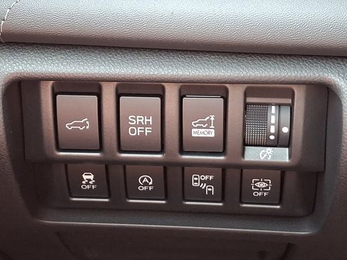 Used 2023 Subaru Forester Touring AWD/4WD image 25