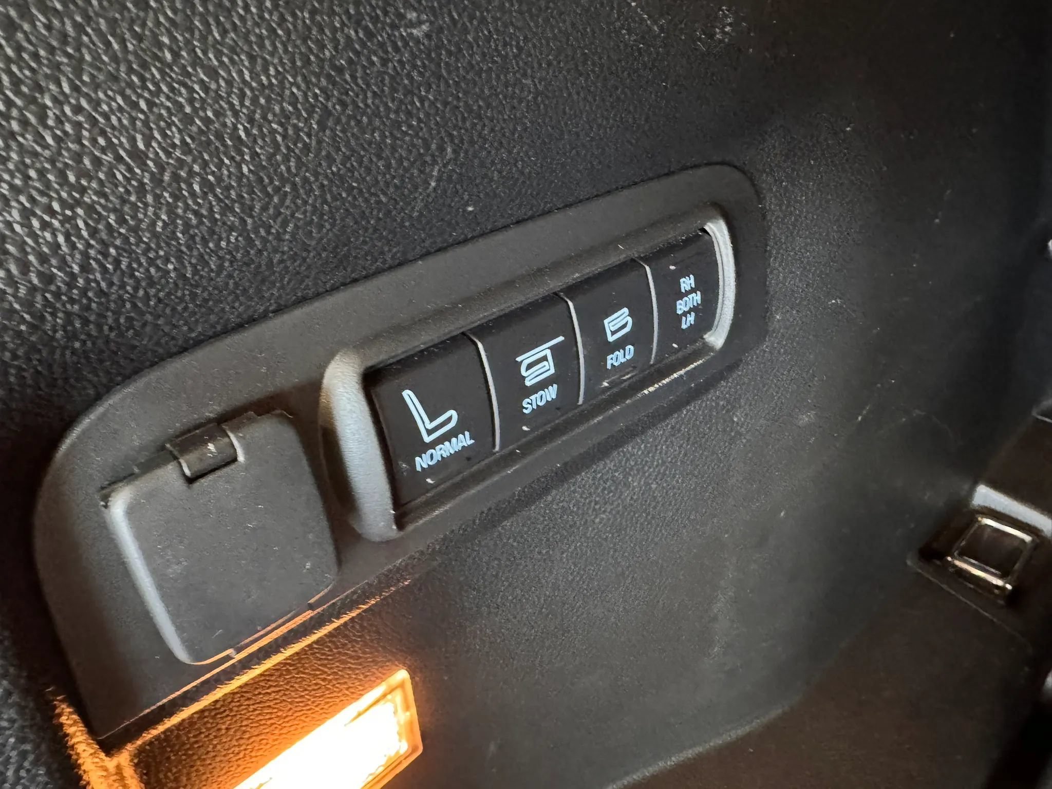 Used 2017 Ford Explorer Limited FWD image 50