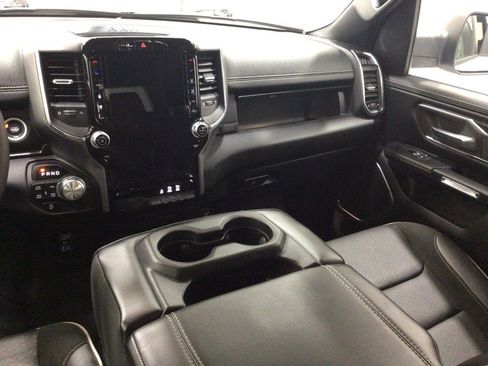 Used 2025 RAM 1500 Laramie image 31