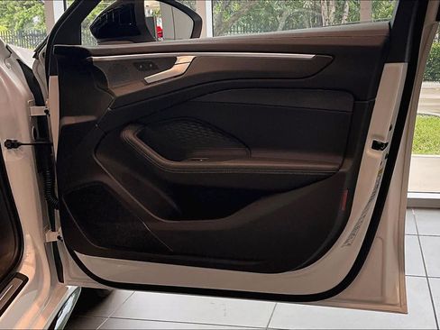 Used 2026 Audi A6 Premium Plus image 22