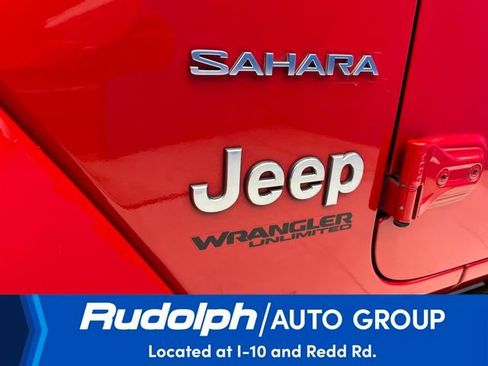 Used 2019 Jeep Wrangler Unlimited Sahara AWD/4WD image 11